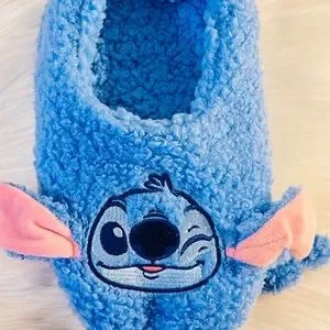 Disney | Accessories | New Disney Stitch Slipper Socks Fuzzy Cozz Fits ...